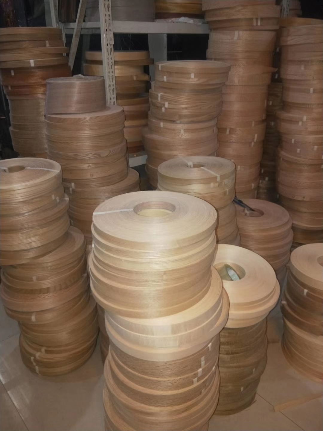 白蜡木直纹封边条：每卷200米，家居装修的秘密武器！