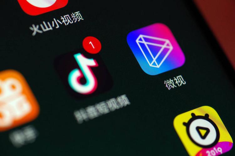 发现最受欢迎的10款短视频APP，感受创作的乐趣！