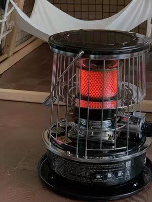 火星伞吊电取暖器：户外取暖新潮流，温暖你的每一个角落！
