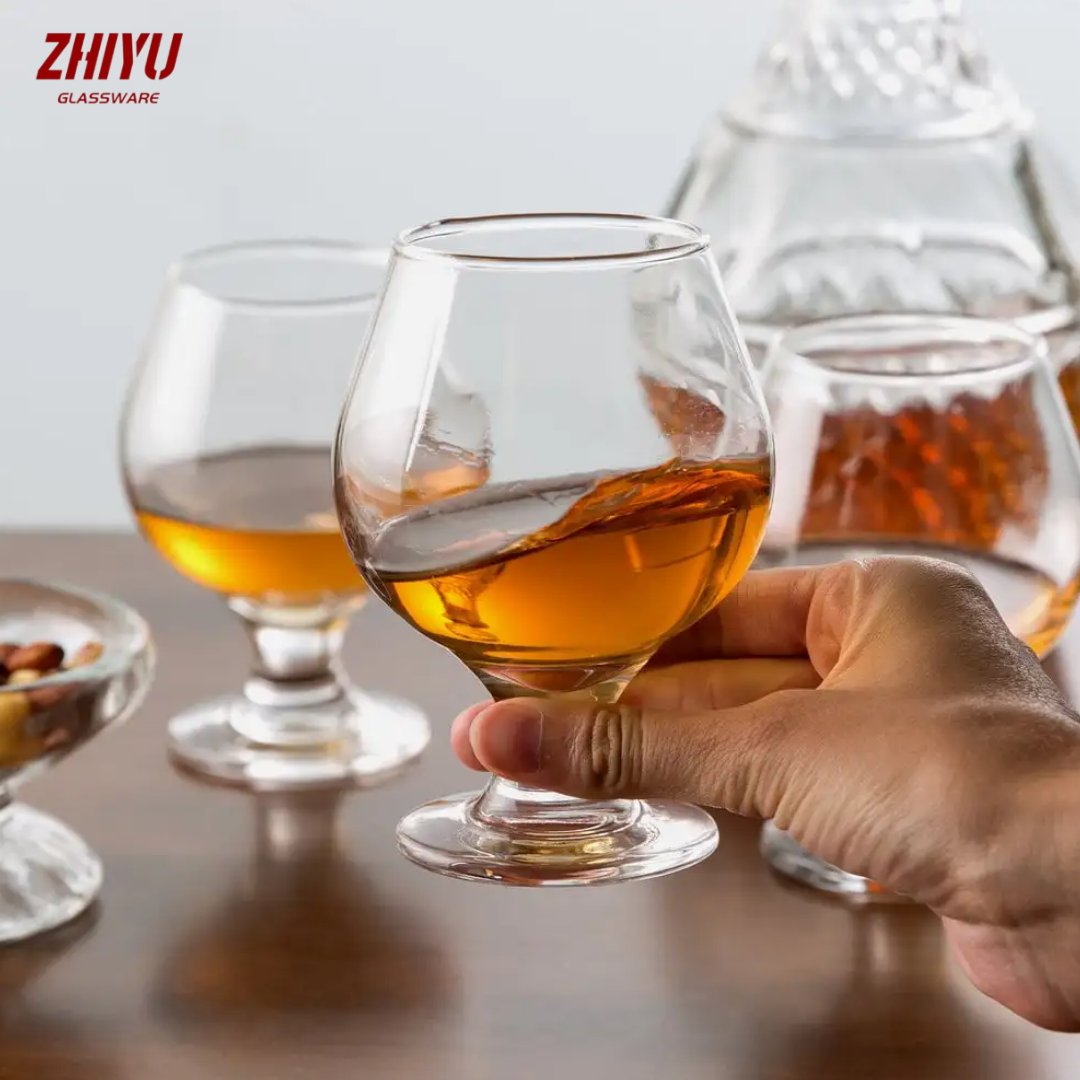 精酿啤酒杯大肚杯矮脚专业玻璃定制家用个性创意轻奢洋酒杯白兰地，品味生活新高度！