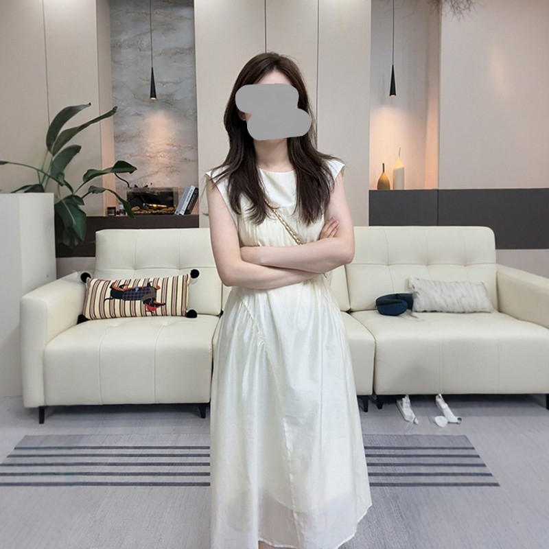 复古格纹无袖背心连衣裙：夏日里的优雅变身，气质女神必备！✨