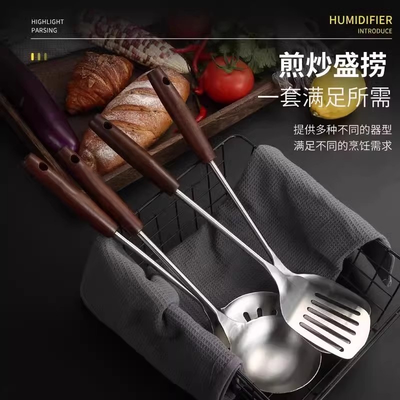 厨房神器来袭！加厚加长不锈钢炒勺，炒菜打汤样样精通