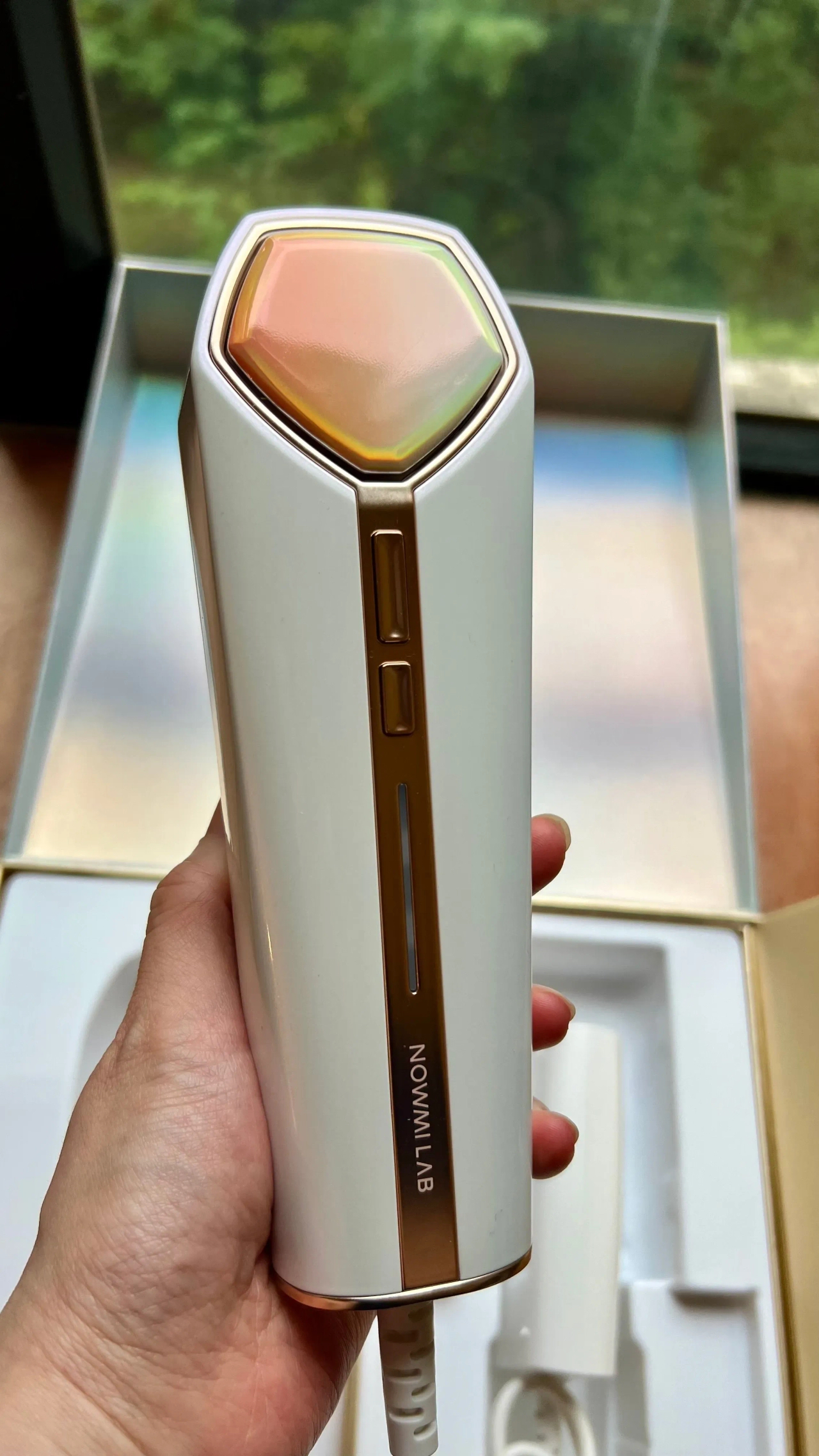 香港行货NowMi那魅Lab PIR牛奶光嫩肤仪，美白淡斑神器，肌肤亮白的秘密武器