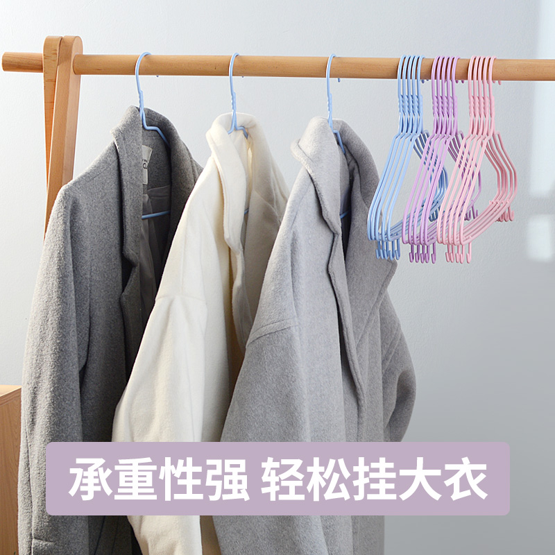 为什么欧时力的衣服设计越来越不符合大众审美？
