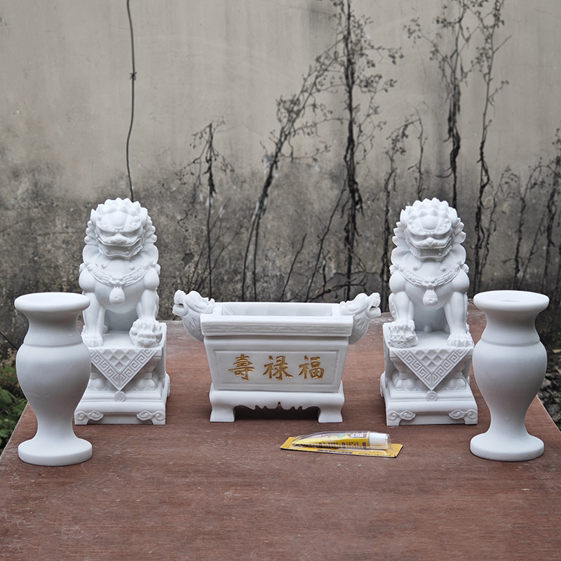 如何选择适合清明节室外墓前思念摆件？