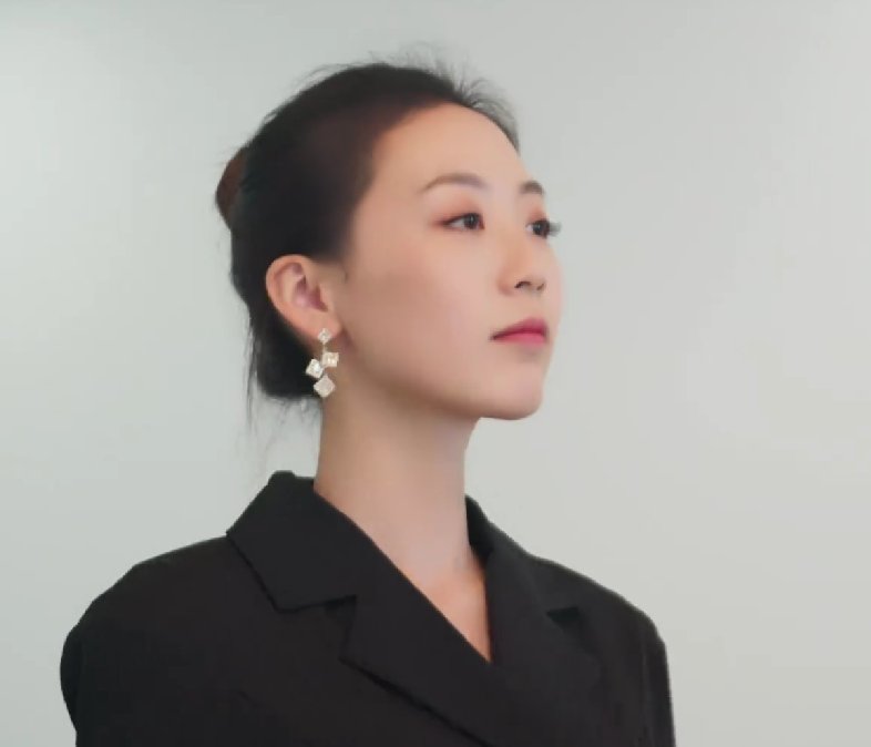 张天姿