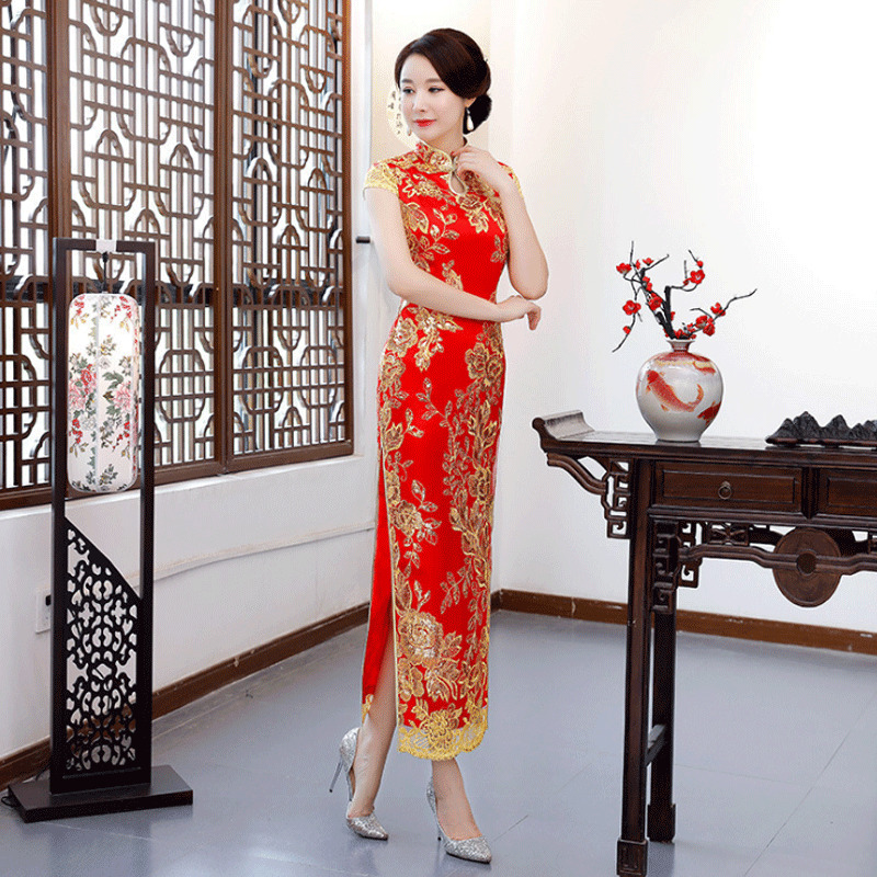 2025新款金黄旗袍太绝了！婚宴走秀日常穿，高考送考都超有面