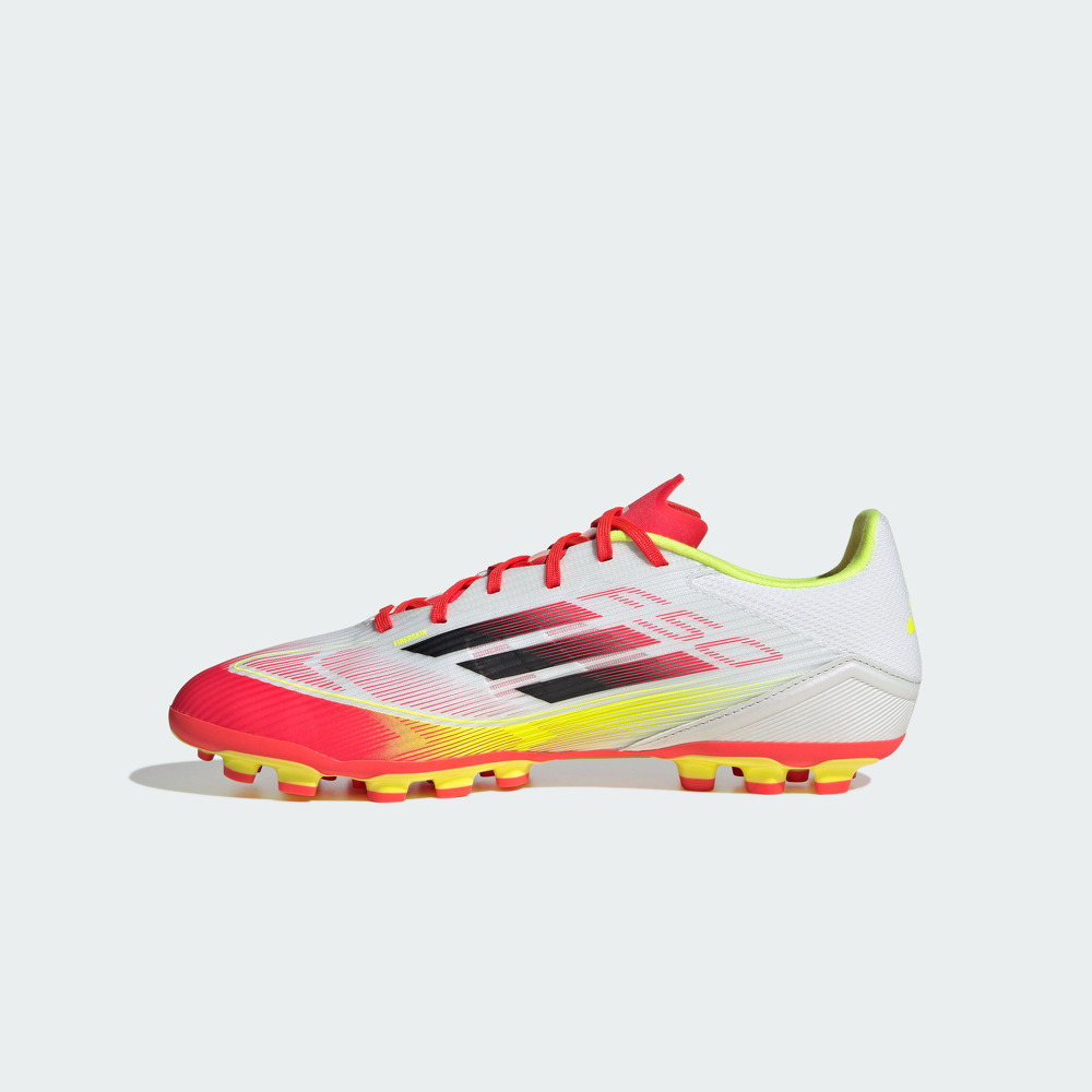 美国直邮 Adidas 阿迪达斯男士训练足球鞋 白绿防滑户外百搭日常训练，踢球必备神器！✨
