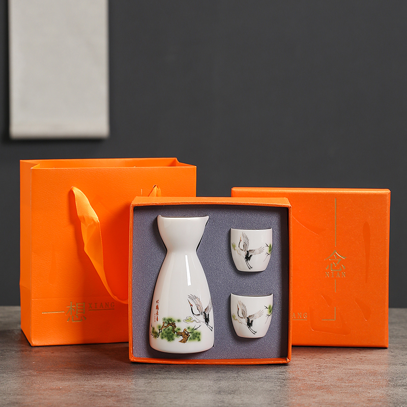 羊脂玉酒具陶瓷白瓷：高档纪念礼品酒杯，商务logo伴手礼，送客户领导的完美选择！