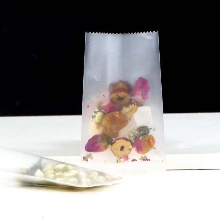 加厚透明食品自立自封袋：干果零食保鲜神器，告别潮湿烦恼！