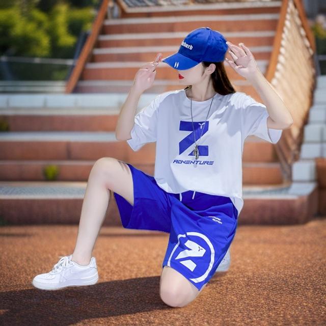 包邮广场舞服装夏季新款圆领上衣：跳动夏日，舞动新风尚！