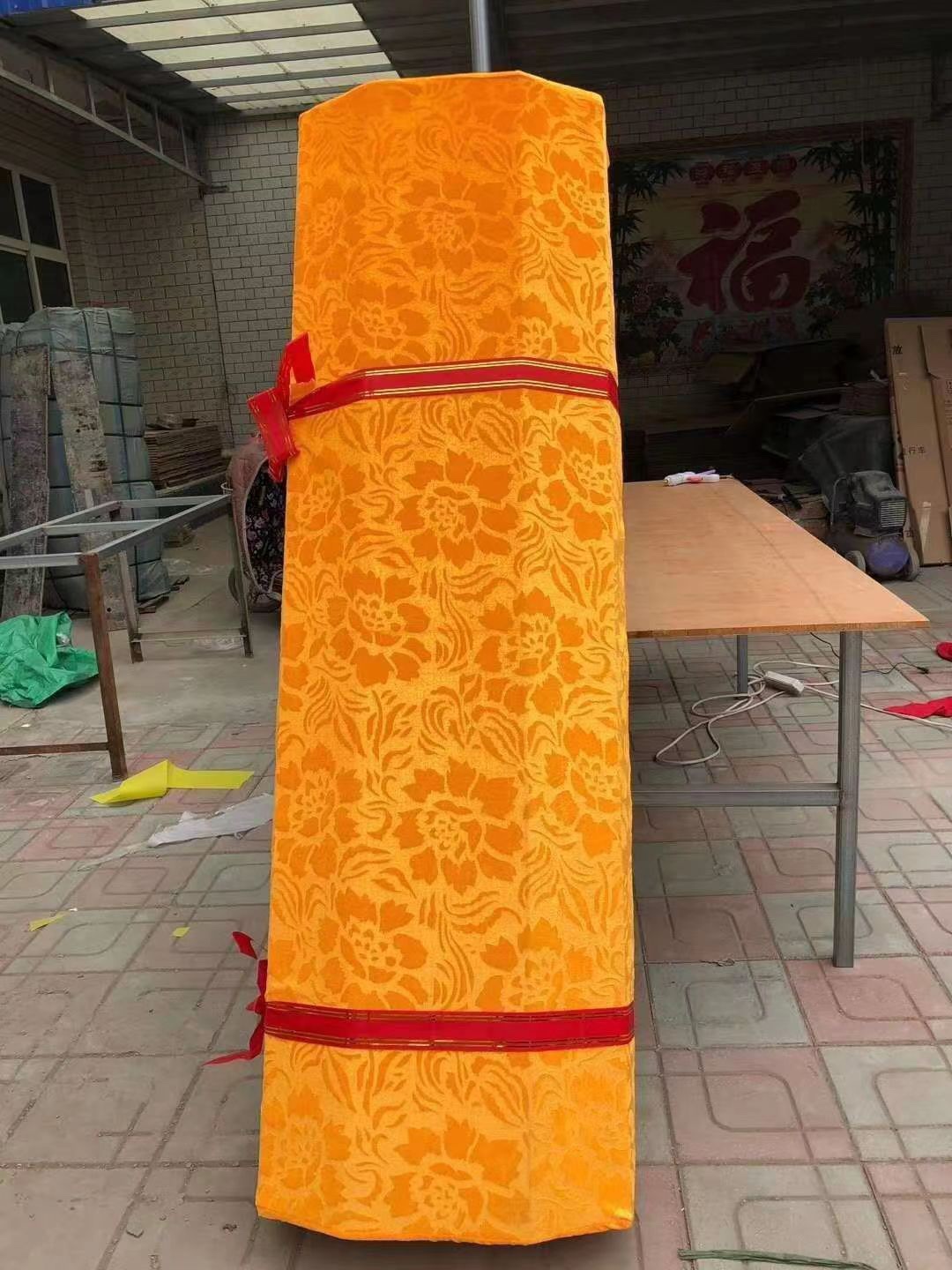 殡葬用品大揭秘：绒布烫金纸棺、卫生棺、环保纸棺，哪个才是你的首选？