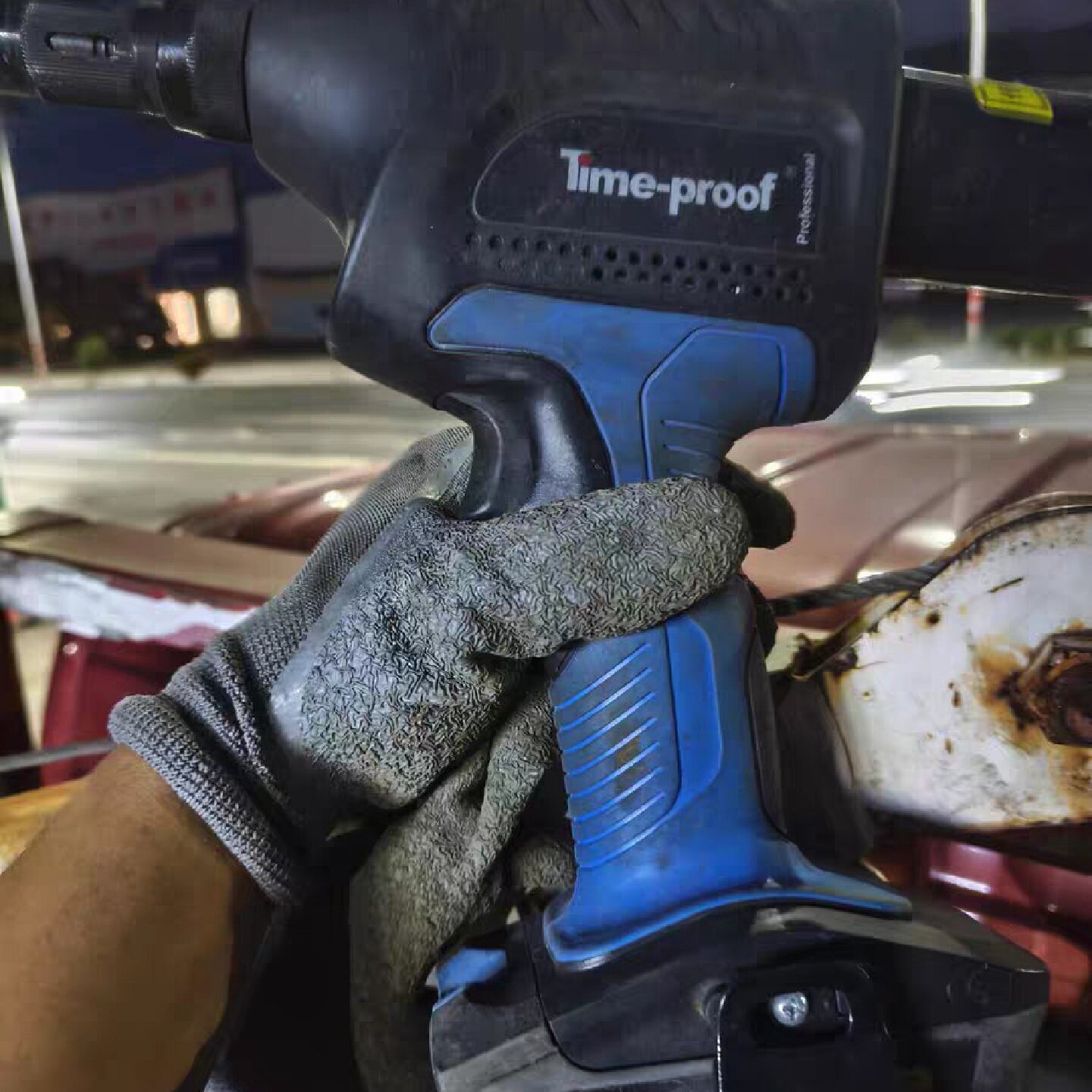 如何选择一款合适的锂电铆钉枪？特倍孚TSDC50有哪些亮点?