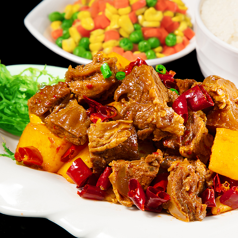 土豆南瓜炖牛腩焖饭太香了！懒人必入的神仙料理