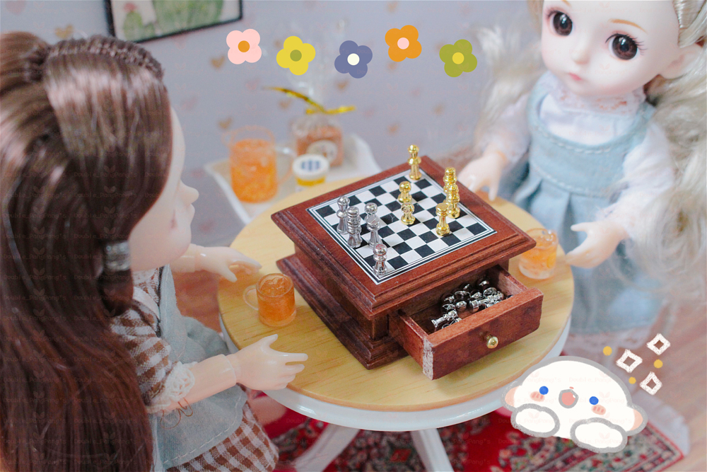 1:12dollhouse娃娃屋/OB11/迷你装饰客厅【棕色下棋棋盘收纳盒】：复古魅力与现代创意的完美碰撞