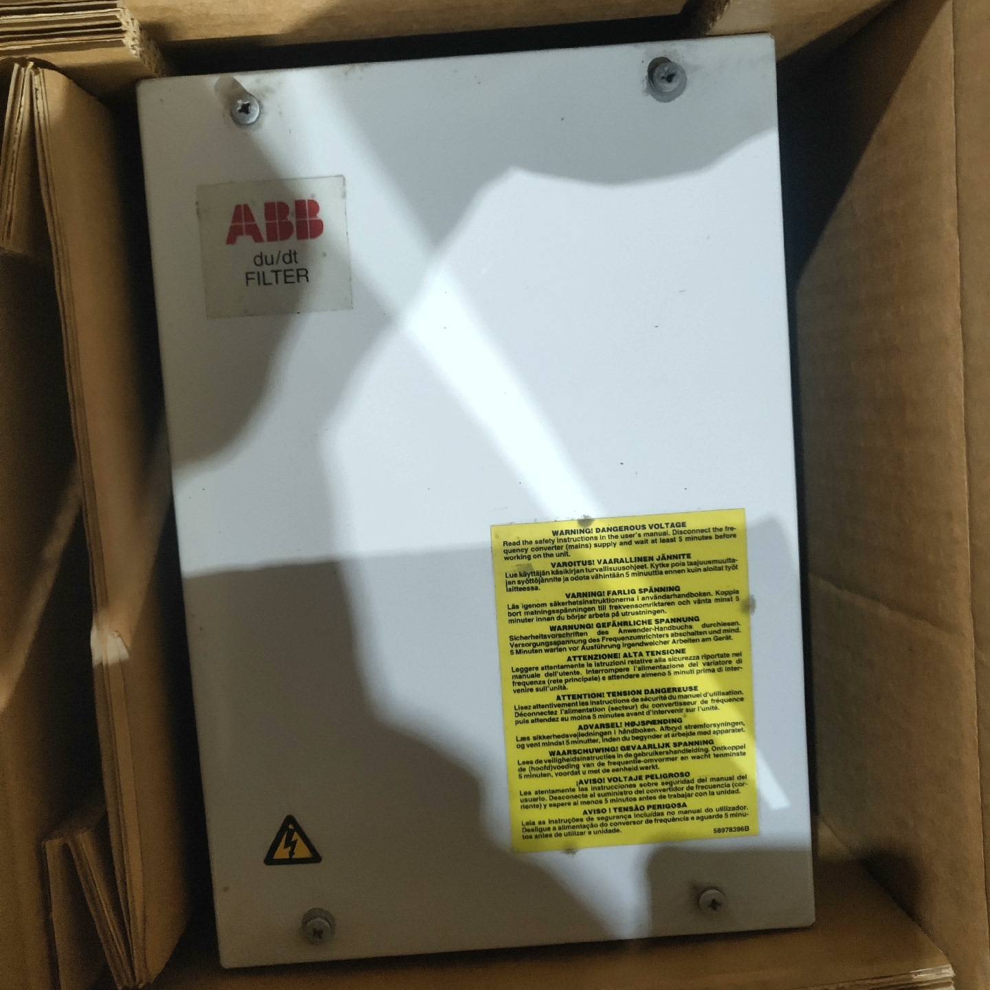 ABB变频器Du/Dt滤波器NOCH0120-60/62/65：工业级品质，守护您的设备安全！