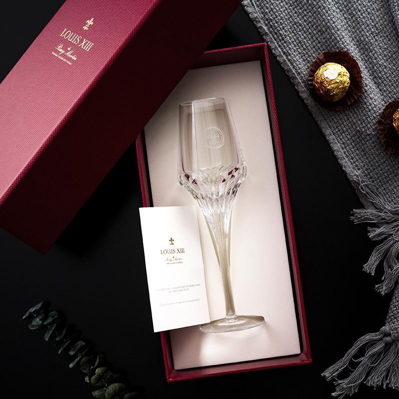 路易十三玻璃酒杯：光之赞礼，点亮你的奢华品酒时刻✨