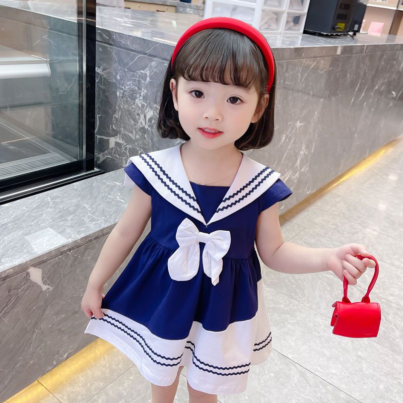 2025夏季女童学院风连衣裙：寻找那个夏天的小公主