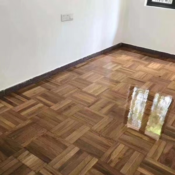 同城木地板瓷砖维修翻新！家里地板掉色了？这波服务太香了