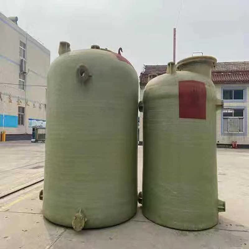 盐酸储存利器：玻璃钢立式工业储罐，污水处理新选择！️