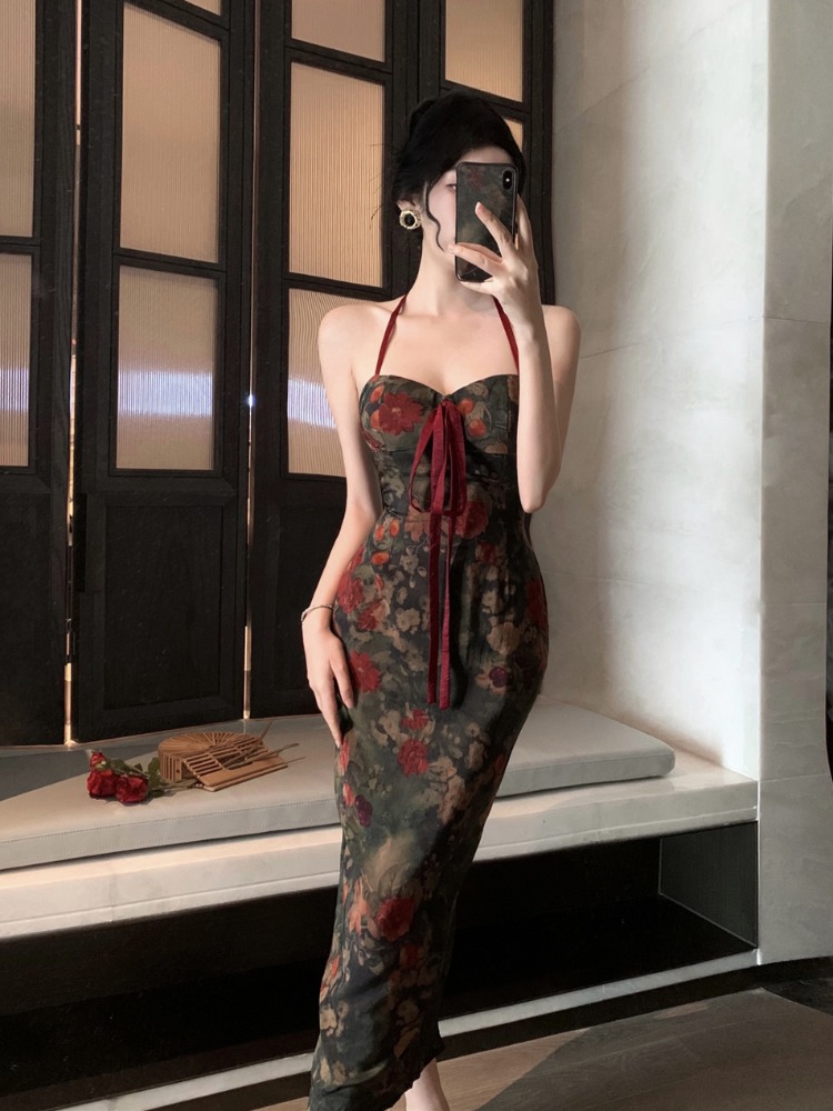 新中式国风绝美碎花改良旗袍2025新款：性感风情万种，气质连衣裙女夏