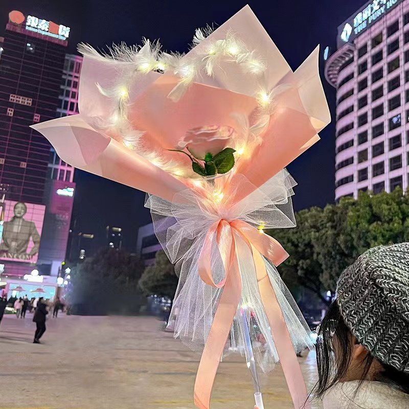 发光玫瑰花+灯波波球=情人节爆款礼物，浪漫摆摊神器来啦！✨
