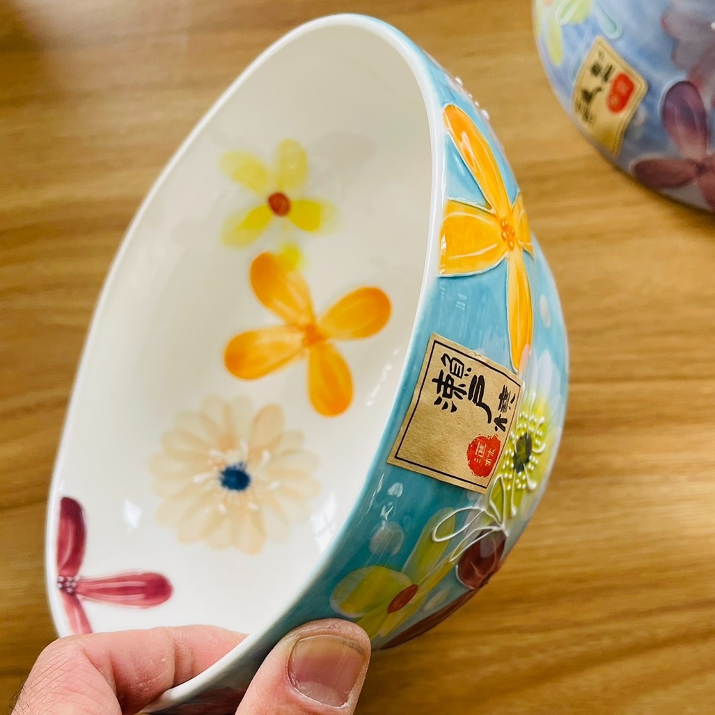 胡桃木首饰展示架：解锁你的珠宝收纳新姿势，打造精致生活美学！