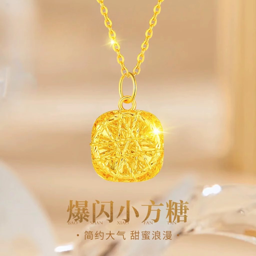 六福珠宝光影金红宝意趣涟漪黄金足金红宝石耳钉GJA0058DS：女人心水的珠宝新宠