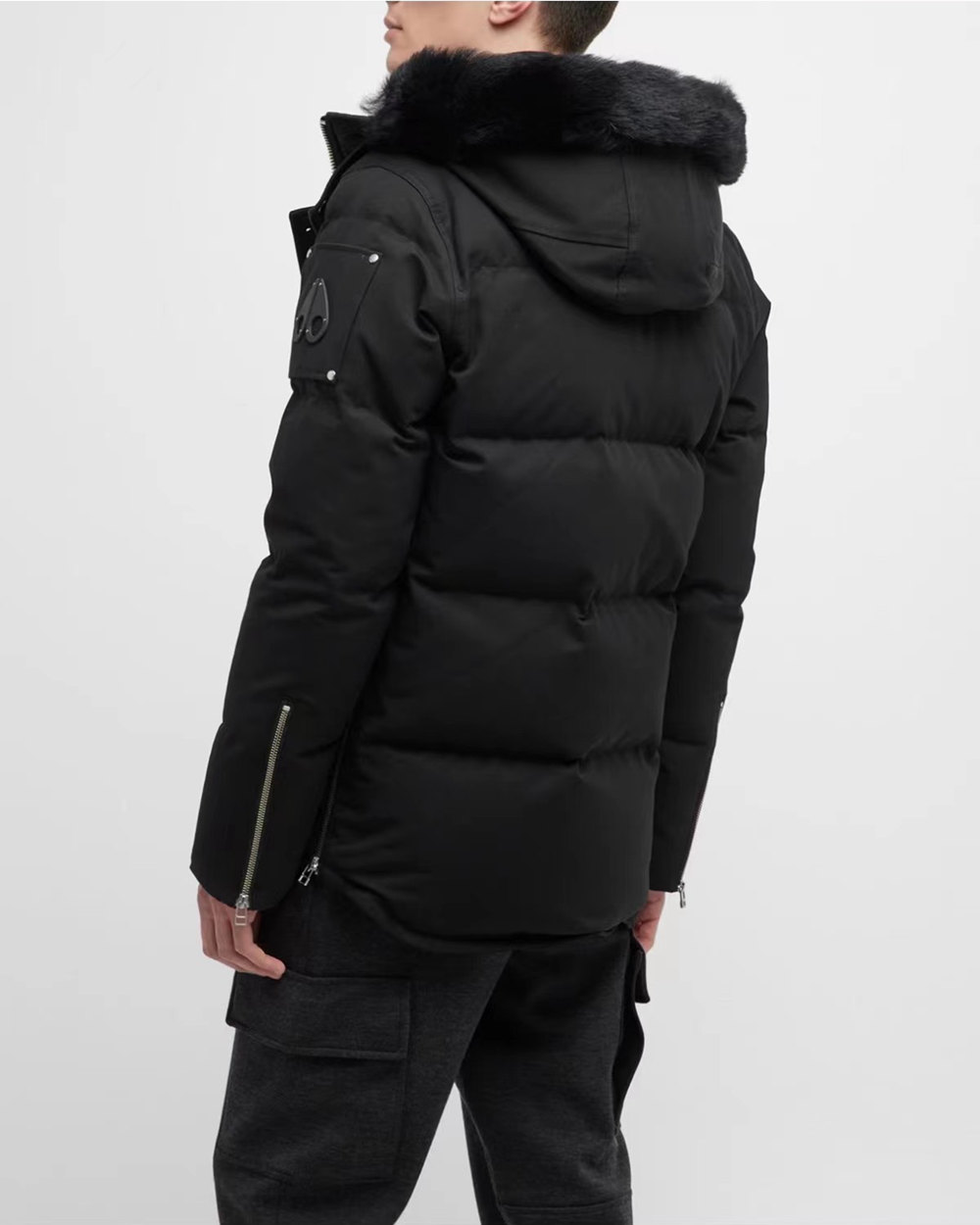 为什么北极狐联名羽绒服这么受欢迎？