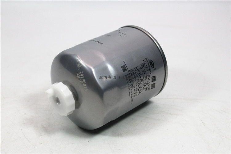 新柴国三柴油滤清器总成：4D27G31-24100/24120，新柴原厂品质保障！