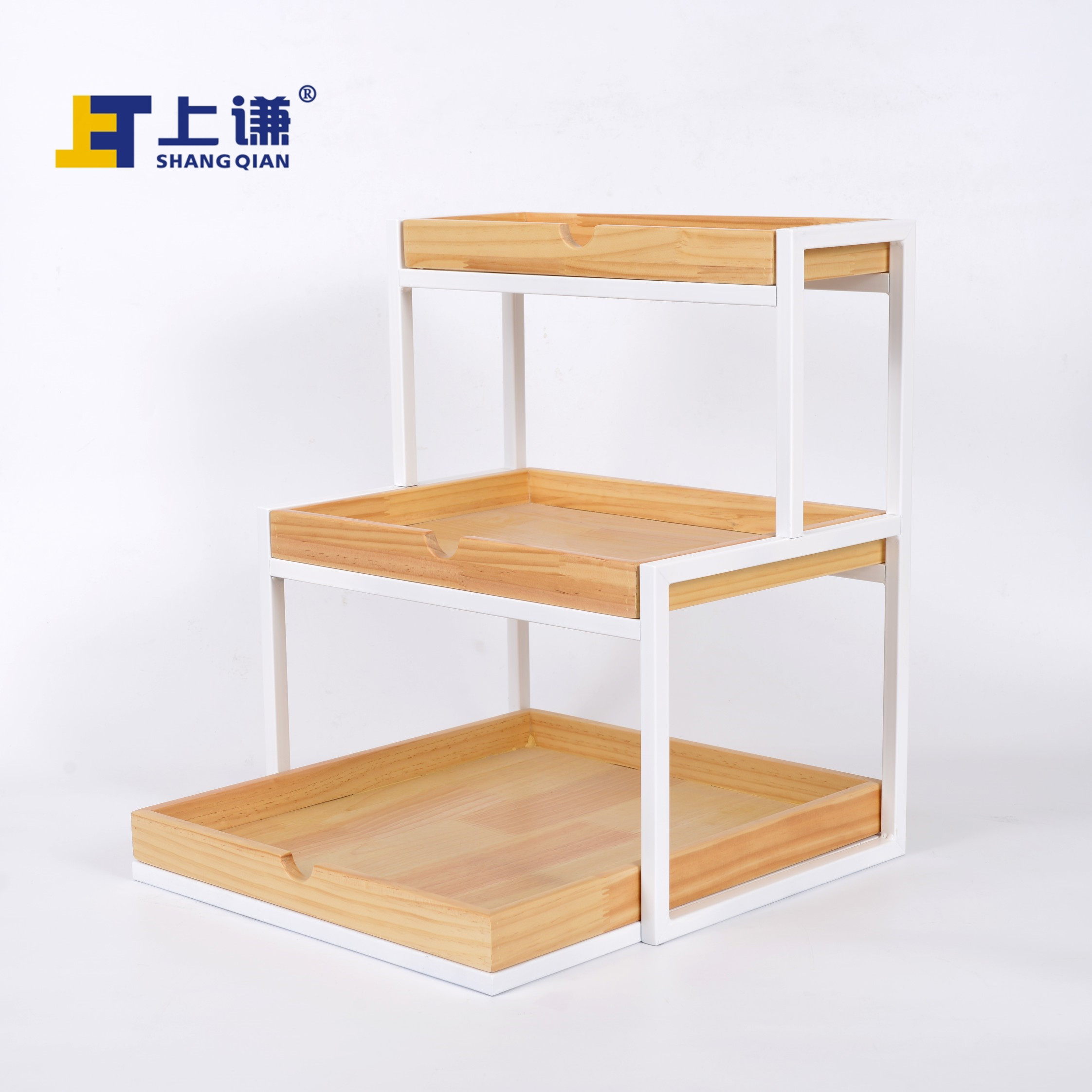 上谦三层阶梯松木铁架：如何打造你的理想陈列架？