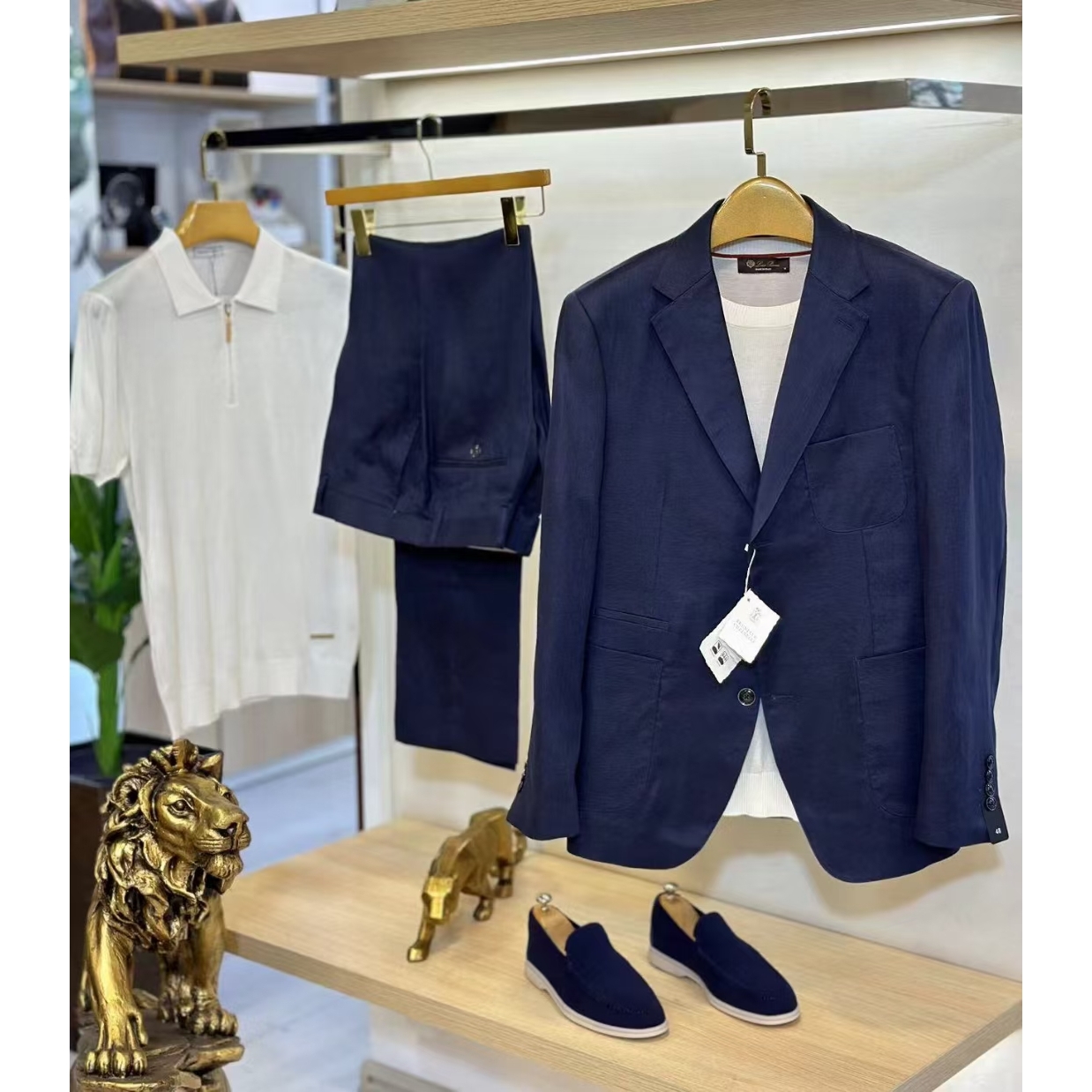 BRUNELLO CUCINELLI春夏新款亚麻西服套装：舒适与时尚的完美邂逅！