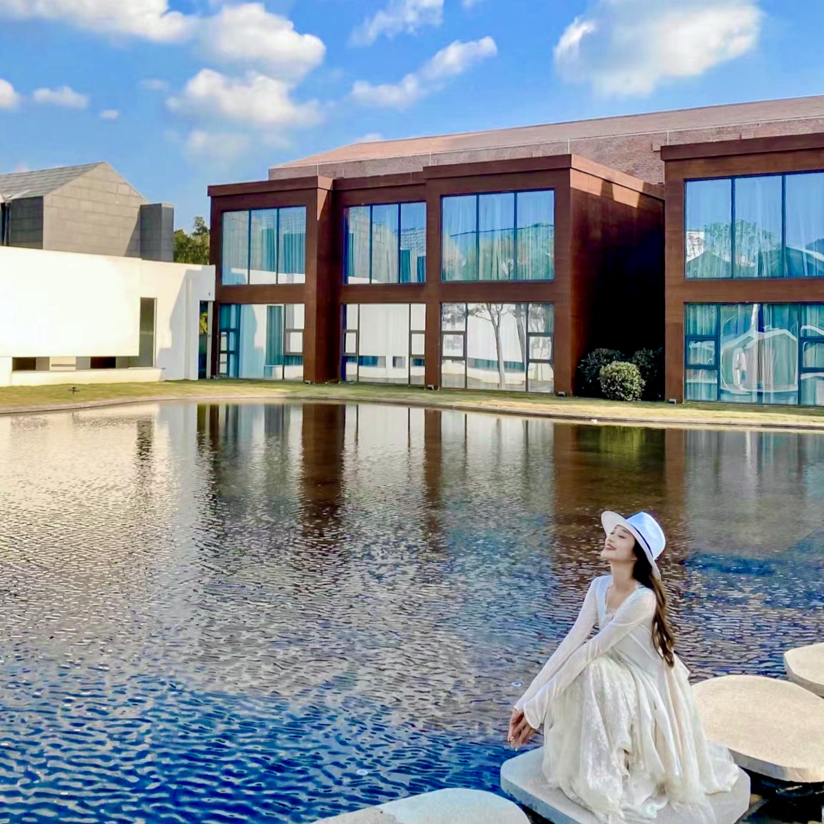 Fresh馥蕾诗西柚沐浴露身体乳套装礼盒：唤醒你的感官，享受自然的奢华！