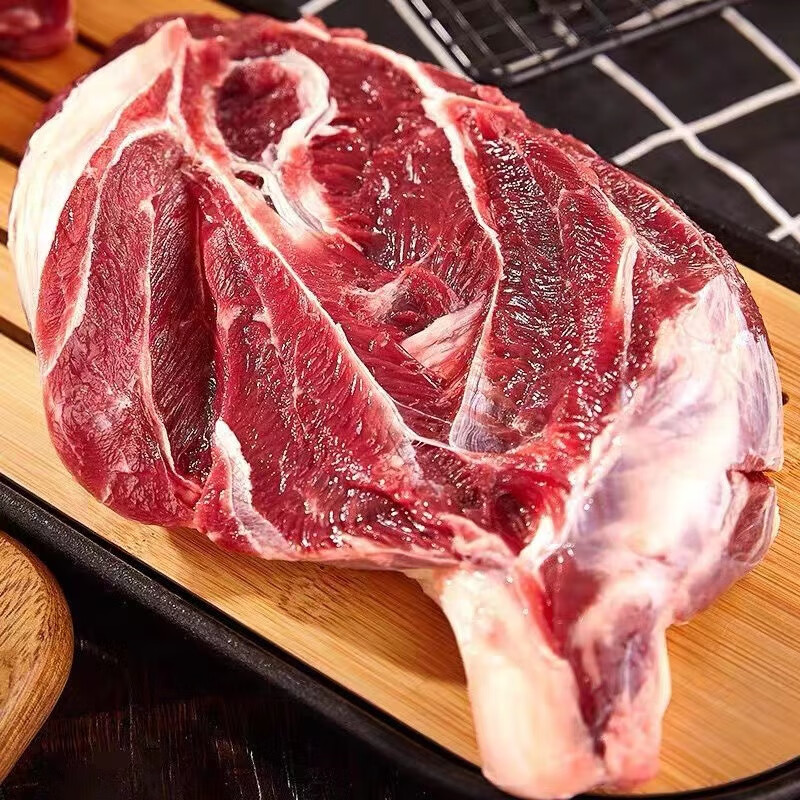 新鲜5斤牛腱子：农家散养黄牛肉，原切现杀，正宗国产牛腿腱子肉，花键肉馅，吃货们速来围观！