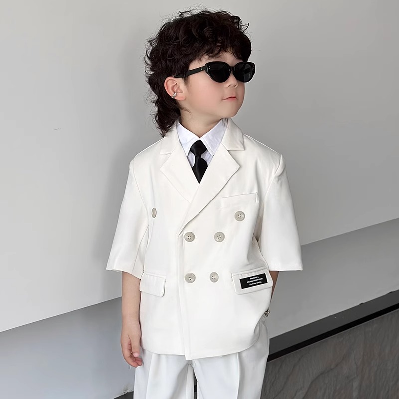 小绅士必备！儿童夏季学院风西装套装，走秀演出也能帅出天际✨