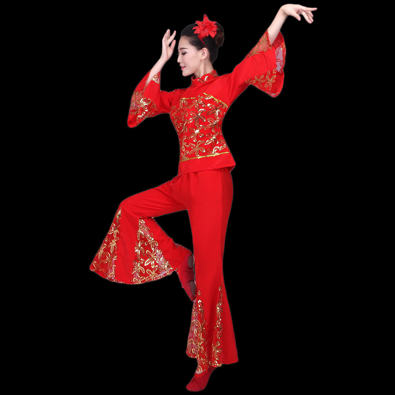 东北扭秧歌演出腰鼓衣服：中老年秧歌舞蹈服装选购全攻略，穿出喜庆气氛！
