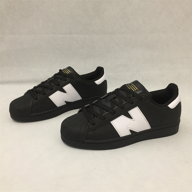 newbalance和新百伦是一样的吗鞋子界的双胞胎迷思