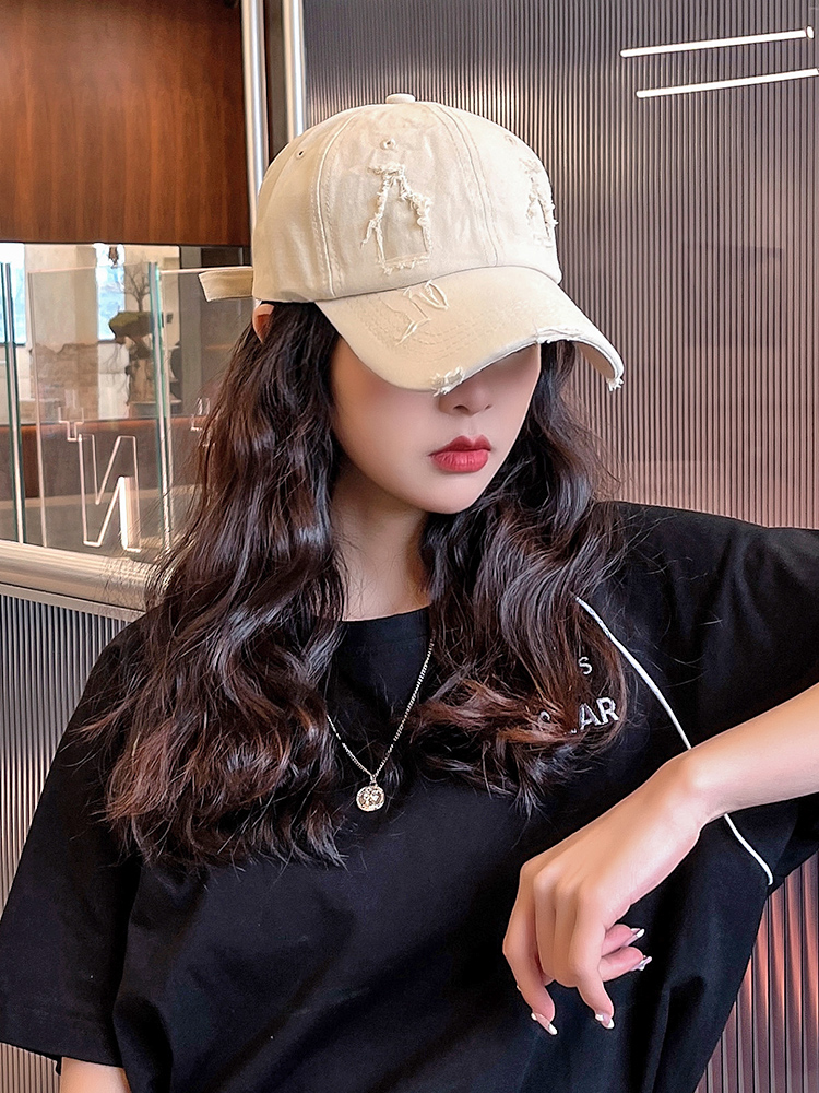 美式街头复古棒球服：穿越时空的嘻哈时尚，男女同款的潮流新宠！