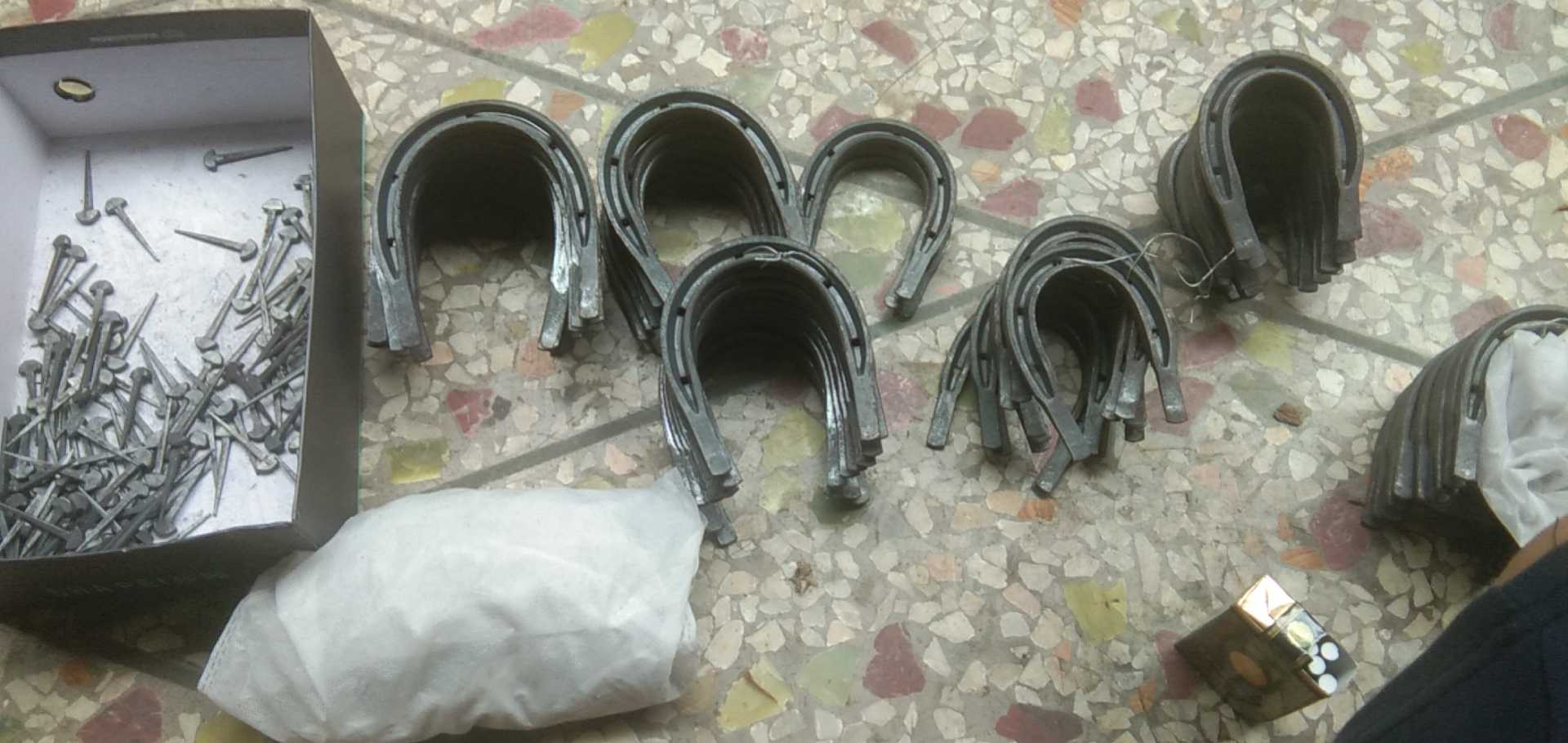 马蹄铁马掌骡子掌厚度耐磨传统工艺保证质量，9公分2号马掌，10支装包邮，马术爱好者的福音！