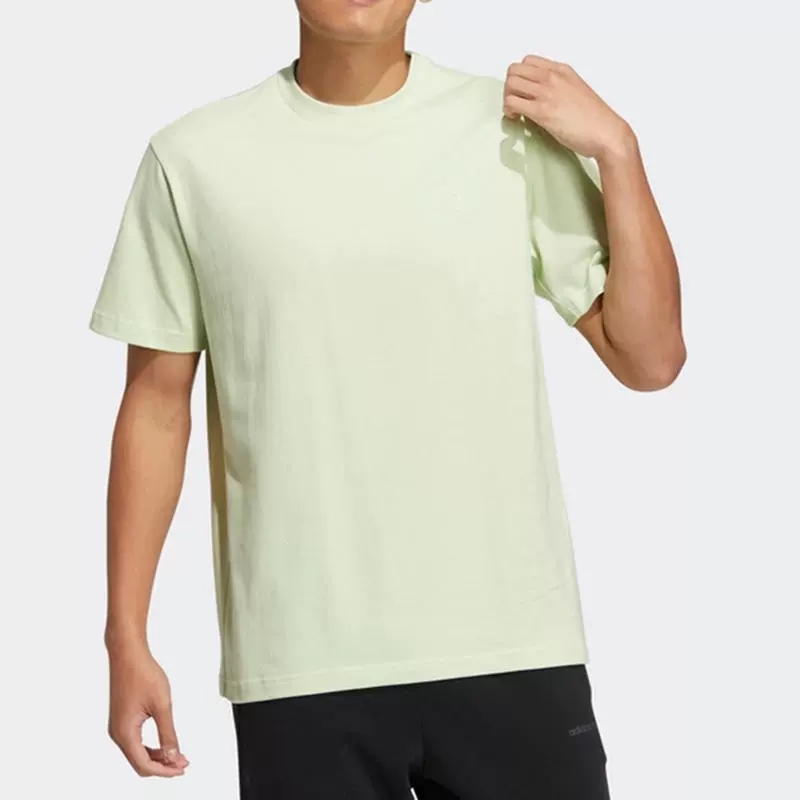 adidas Neo系列：潮流新青年的必备战靴，解锁你的个性密码！