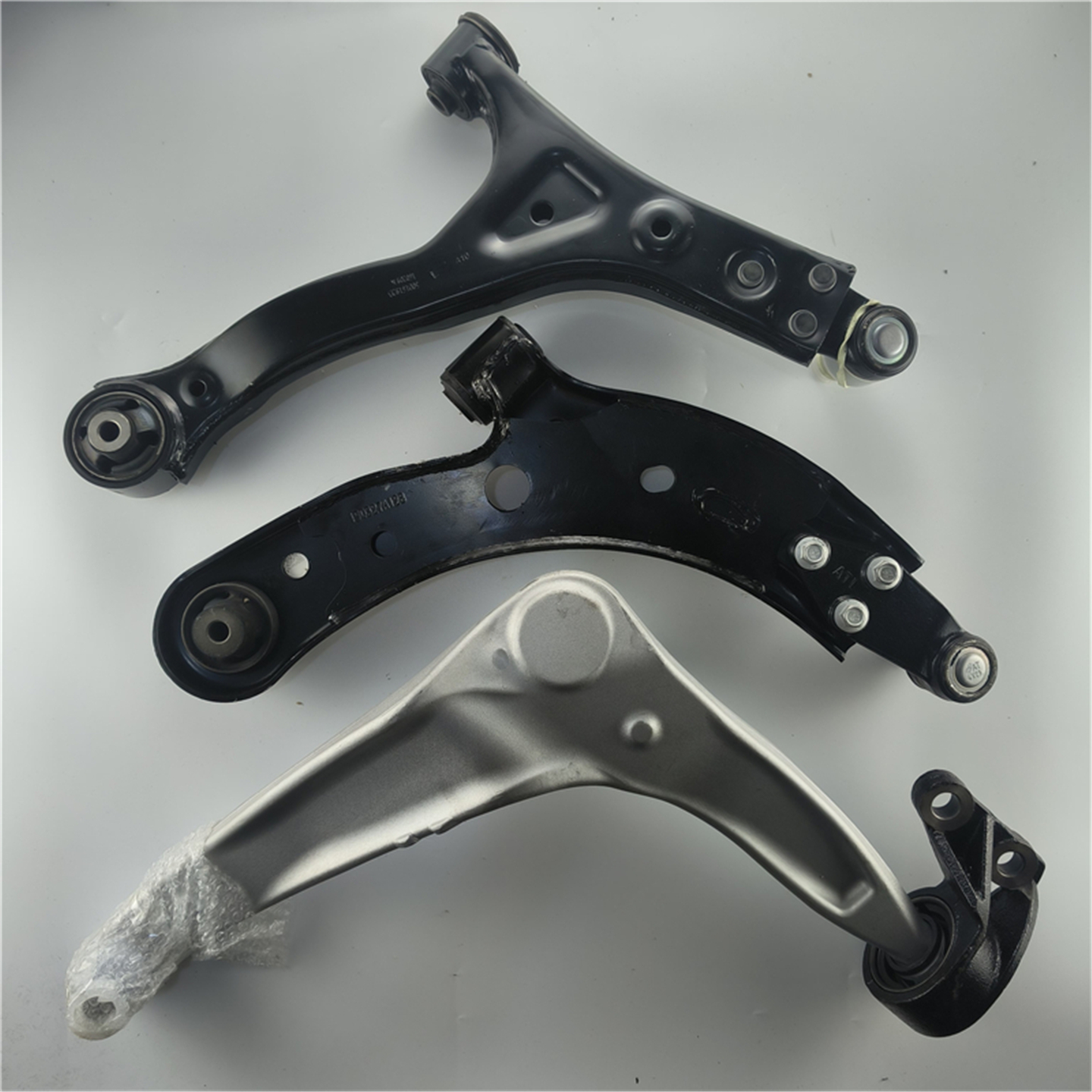 荣威350/E950/750 &amp; 名爵MG5 7 下摆臂：让驾驶更稳更安全！️