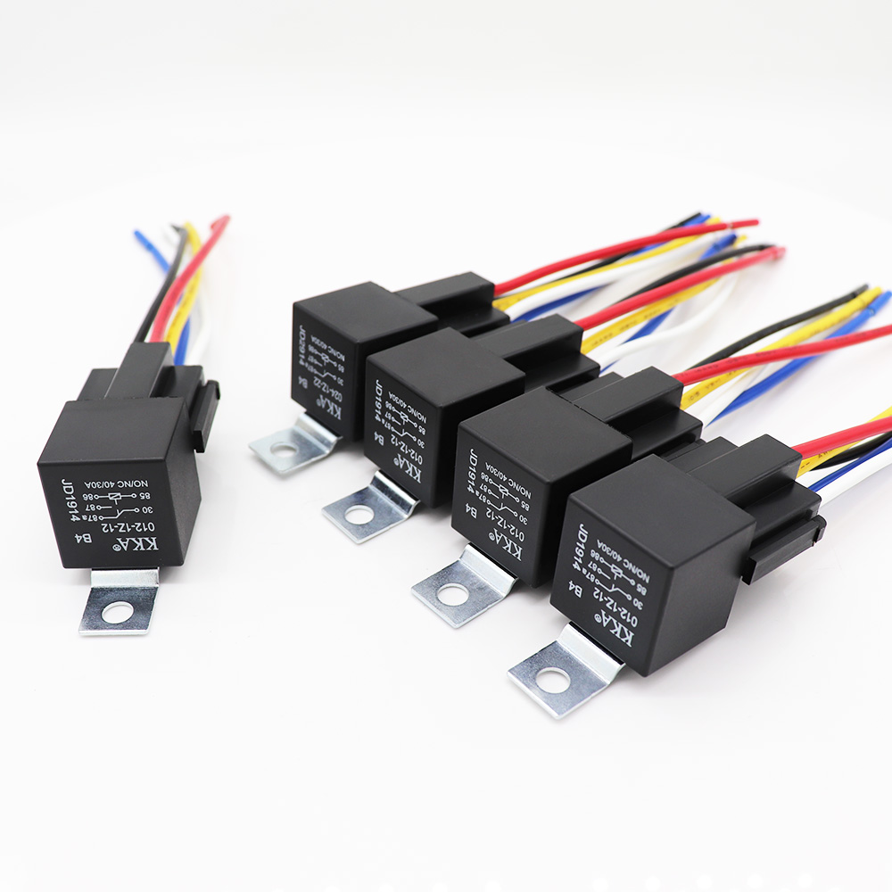 插座24V40A防水带线继电器12V五四脚一体化：汽车继电器选购全攻略，厂家直供！