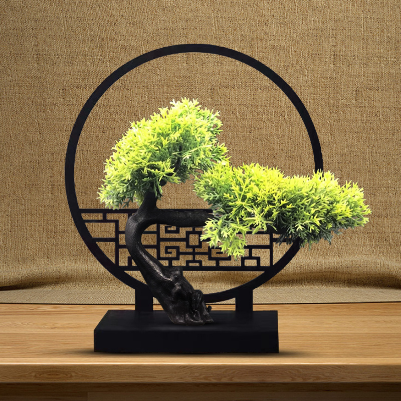 逸兴斋迎客松毛笔挂笔架：传统与现代碰撞的艺术品，让你的书桌焕发新颜！