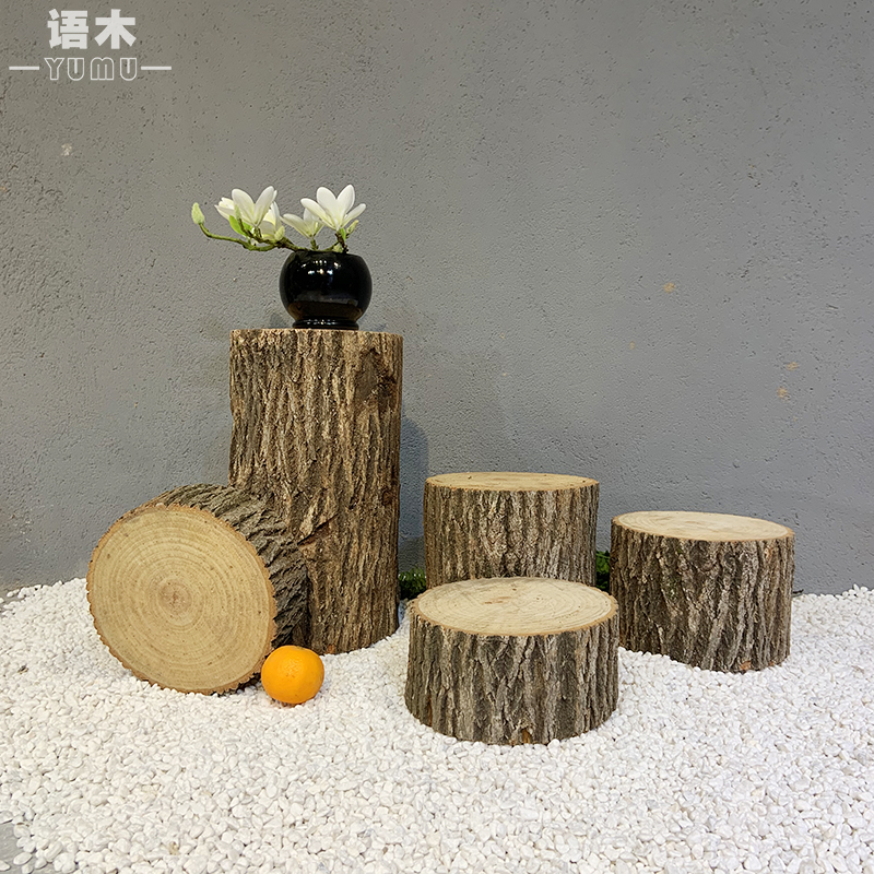 根雕花架子：实木香樟木的艺术魅力，打造家居绿意新风尚