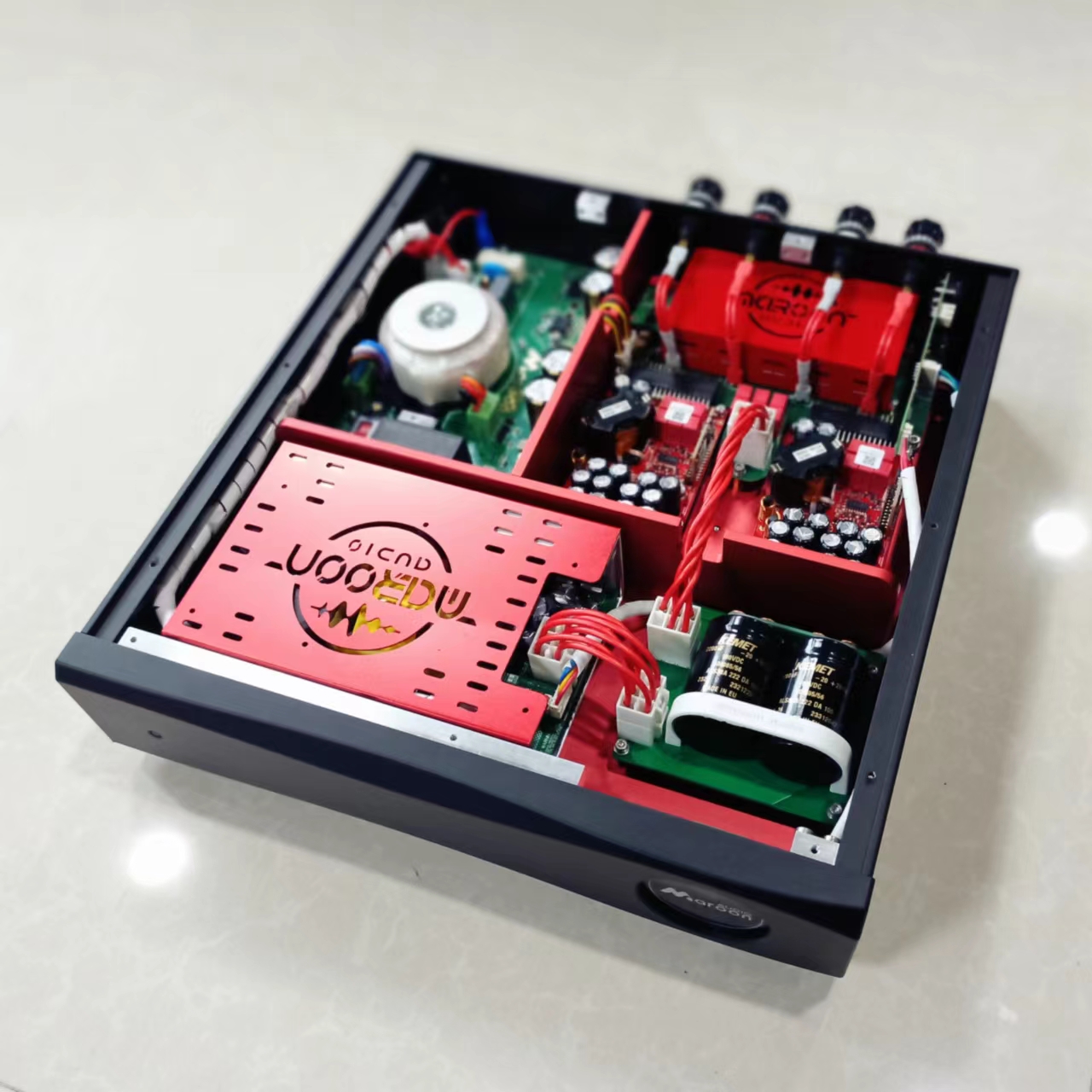 Api 512V 500系列话筒前置放大器：声音工程师的秘密武器，你值得拥有吗？