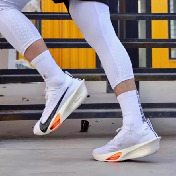 Nike破2跑鞋多少钱？这价格真的值得买吗？