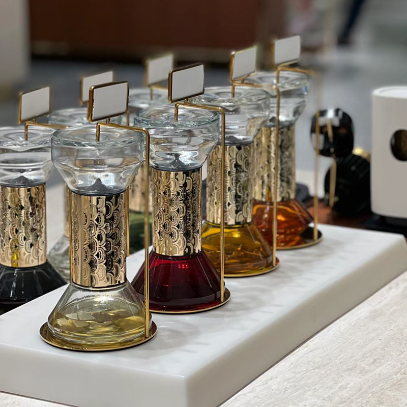 Diptyque蒂普提克沙漏香薰——贝尔斯（浆果）：点亮你的感官盛宴，让家充满温暖气息！