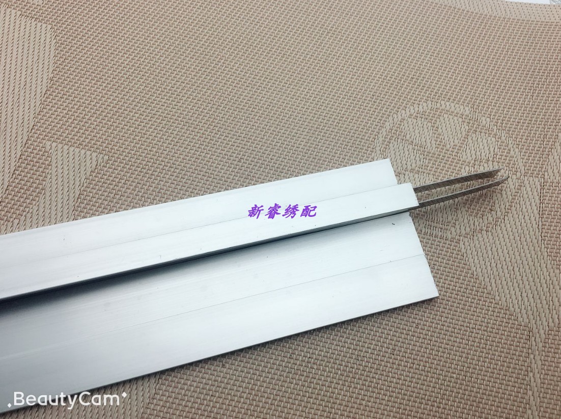 电脑绣花机配件升级，X/Y向铝合金框架，让绣品更精致✨