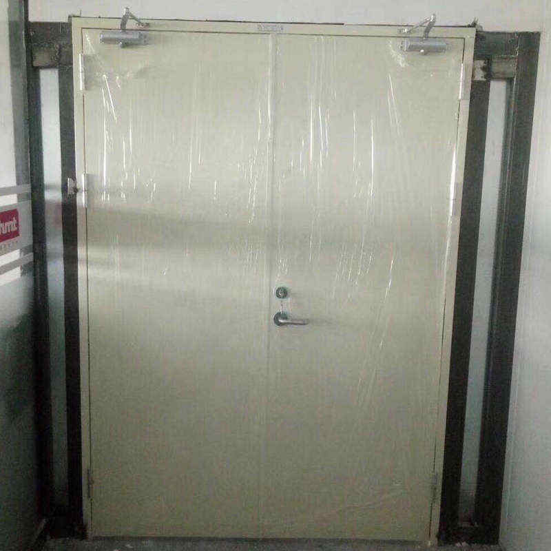 现货供应钢制防火防盗门，消防安全防火门，钢制防火门成品批发！