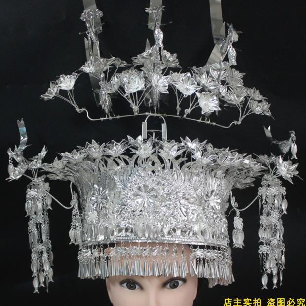 少数民族银饰之美：苗族侗族头饰，中号加大号牛角凤冠，传承千年文化✨